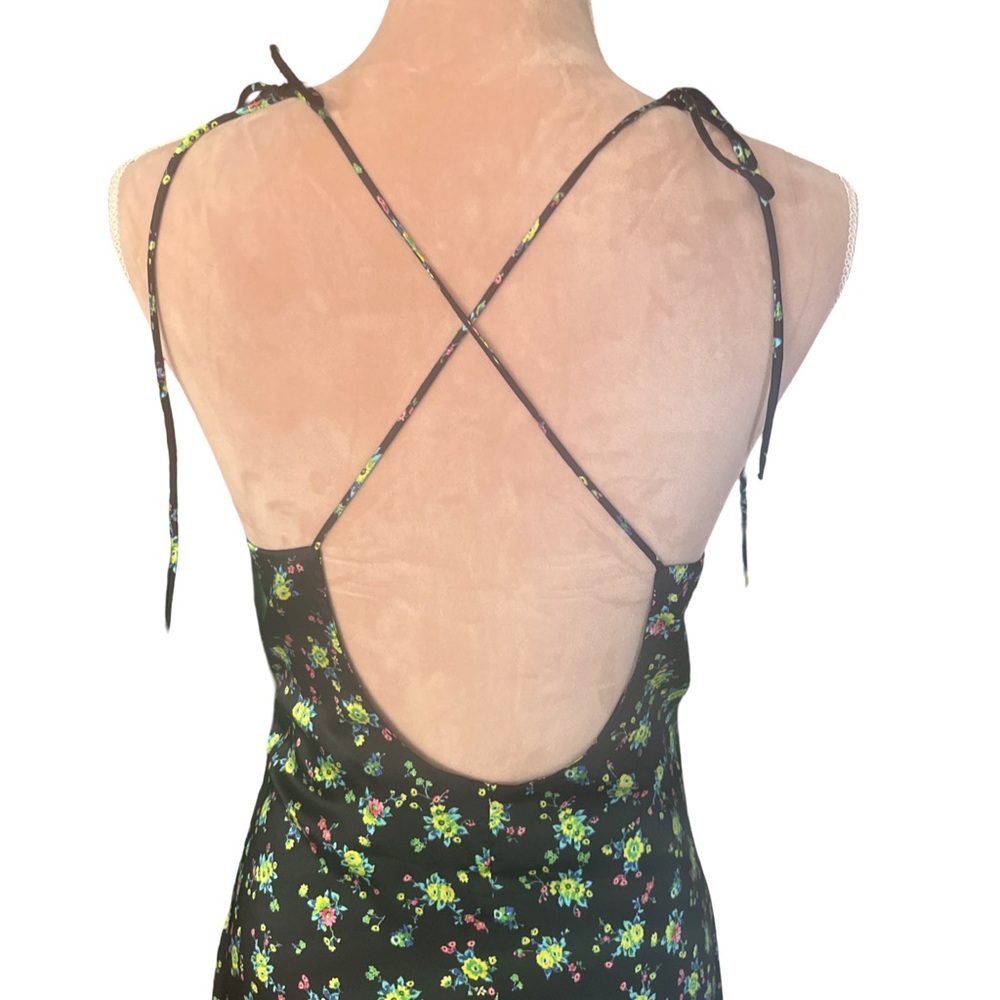 Sandro NWT Paola Dress, Black with Floral Pattern and Ruching Size 10 - Picture 9 of 16